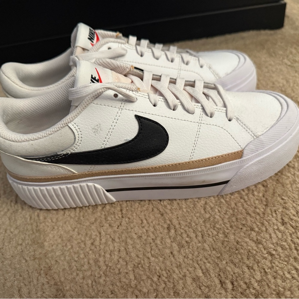 Nike Cream Sneakers